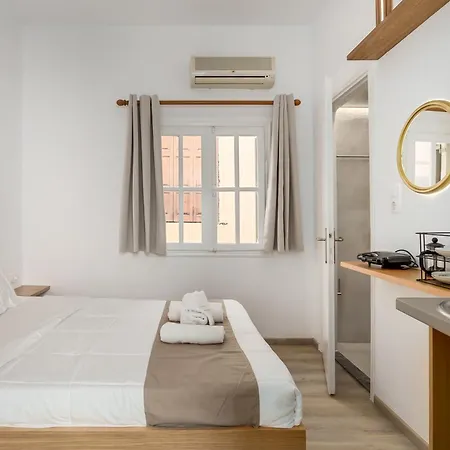 Vincenzo Harmony Ii- Old Town Apartahotel