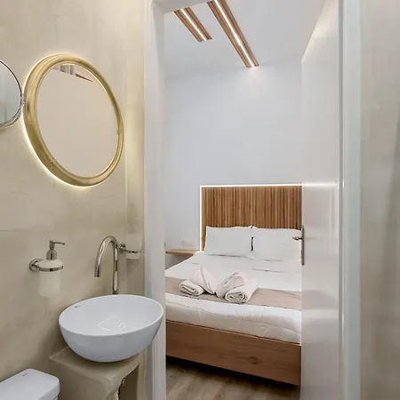 Vincenzo Harmony Ii- Old Town Apartmanhotel *