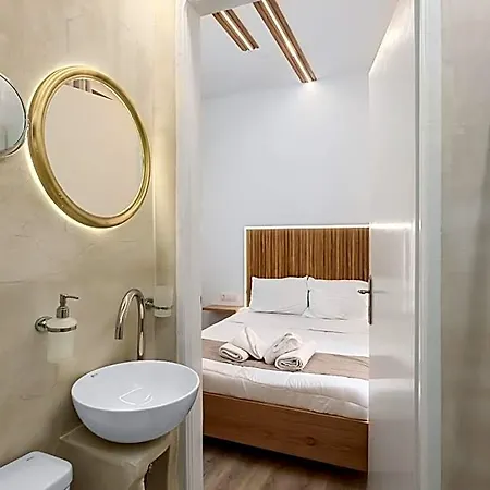 Vincenzo Harmony Ii- Old Town Apartmanhotel
